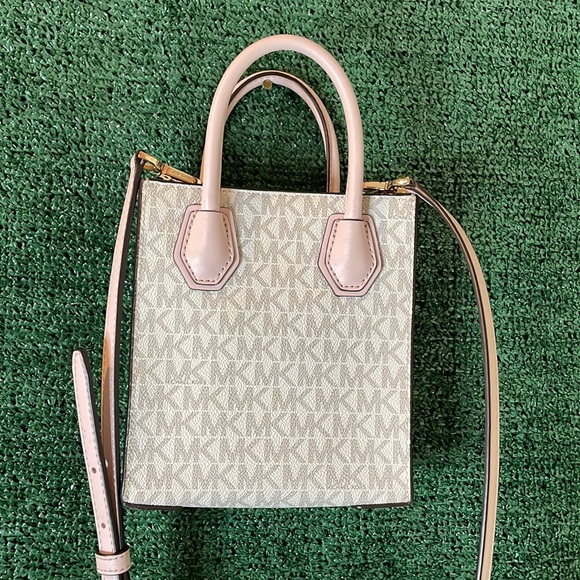 Michael kors Pink Small Crossbody Bag - Picture 4 of 10